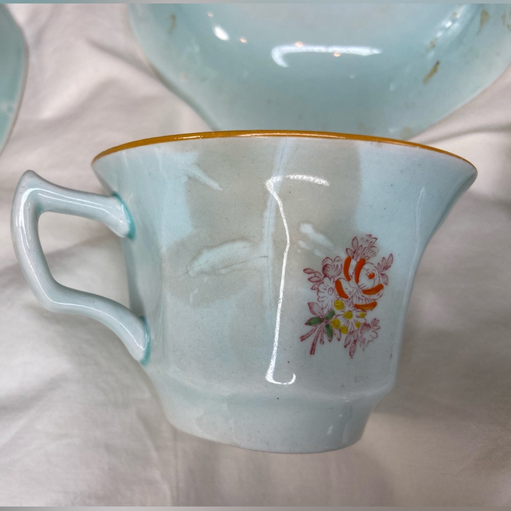 Adams Calyx Ware Tea Cups Saucers Creamer chips and stains Arts & Crafts - Picture 7 of 13